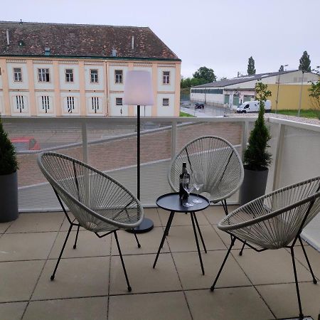 City Appartement Wien-Schwechat Dış mekan fotoğraf