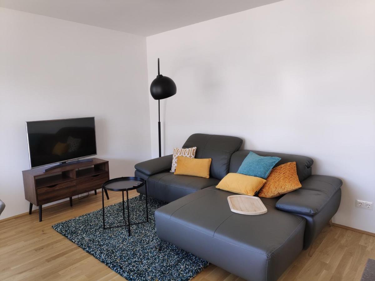 City Appartement Wien-Schwechat Dış mekan fotoğraf