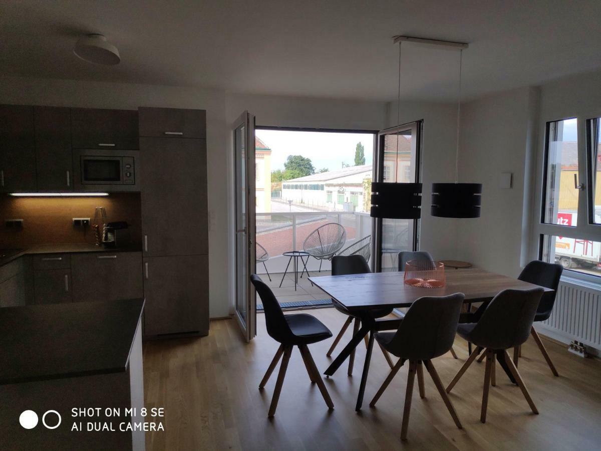 City Appartement Wien-Schwechat Dış mekan fotoğraf