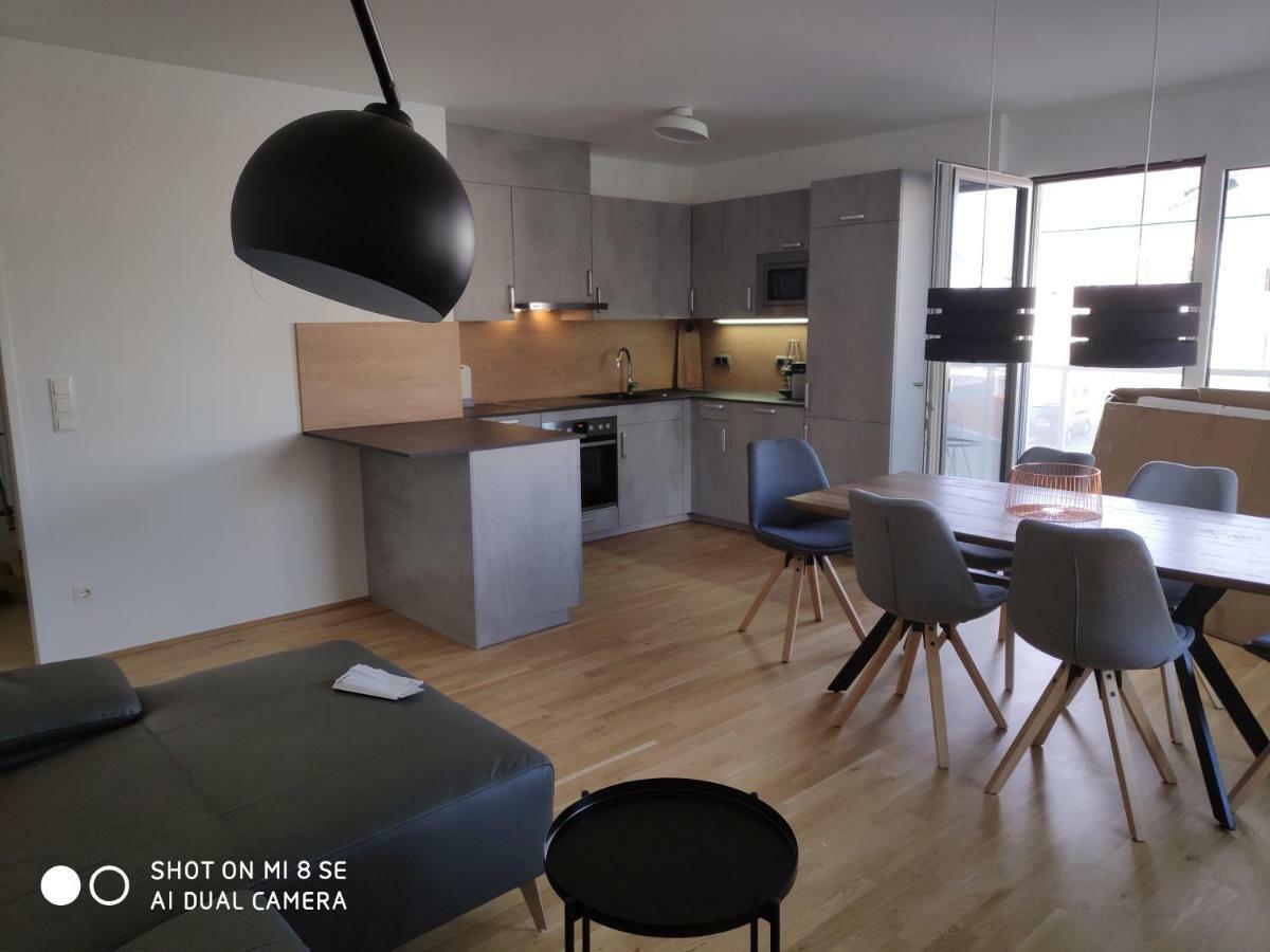 City Appartement Wien-Schwechat Dış mekan fotoğraf